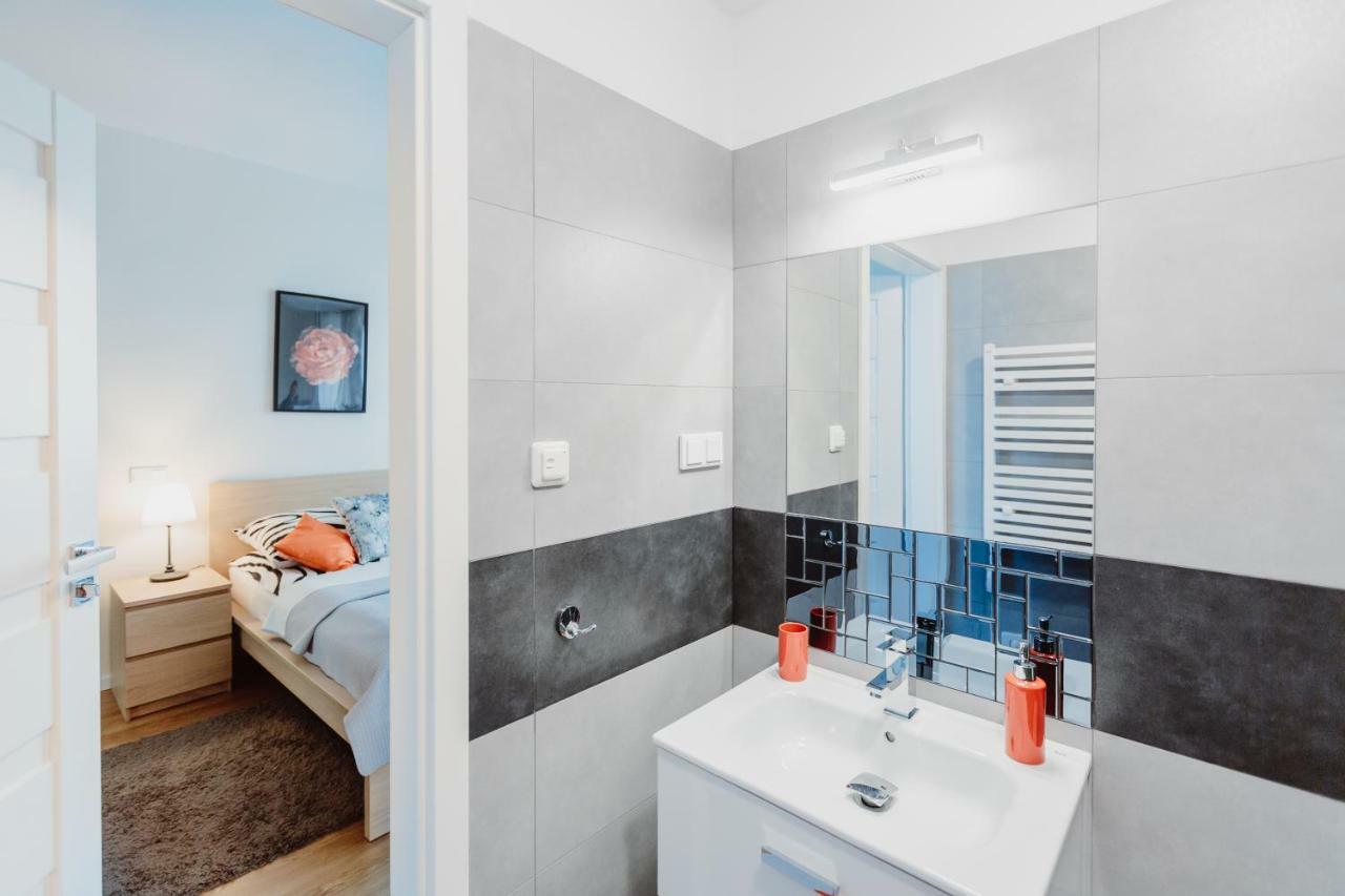 Garden Apartment クラクフ エクステリア 写真
