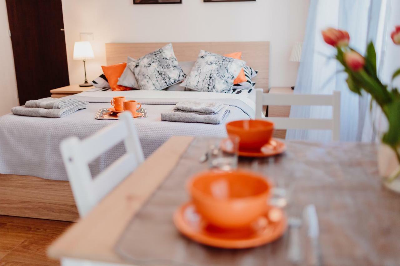 Garden Apartment クラクフ エクステリア 写真