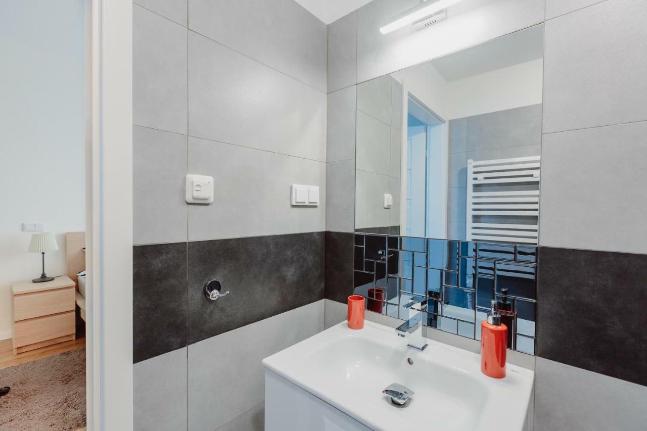Garden Apartment クラクフ エクステリア 写真